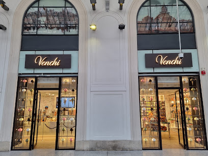 Venchi Chocolat & Gelato Saint Lazare, Marchand De Glaces à Paris 08