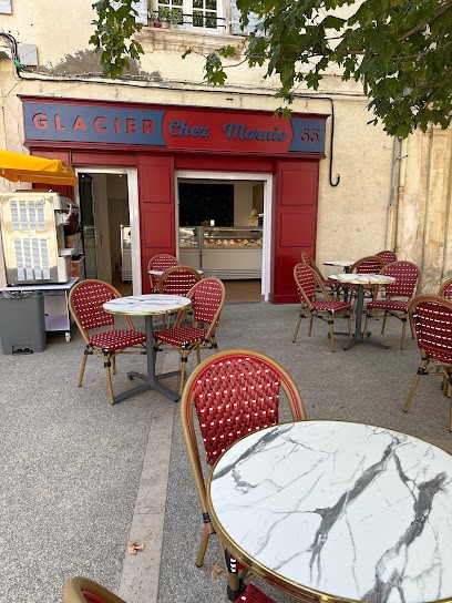 Chez Marnie, Marchand de Glaces à Arles